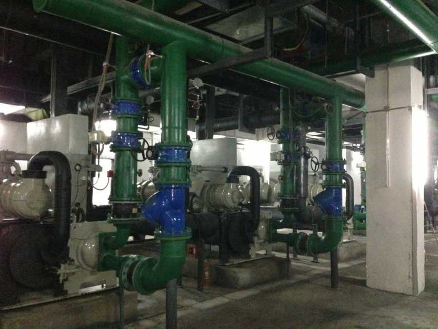 某地下室重慶閥門改造用到重慶蝶閥，重慶壓力表，重慶橡膠軟接頭，重慶溫度計(jì)，重慶電動(dòng)二通閥，重慶保溫材料，重慶過濾器，重慶止回閥，重慶水泵，重慶減震器等